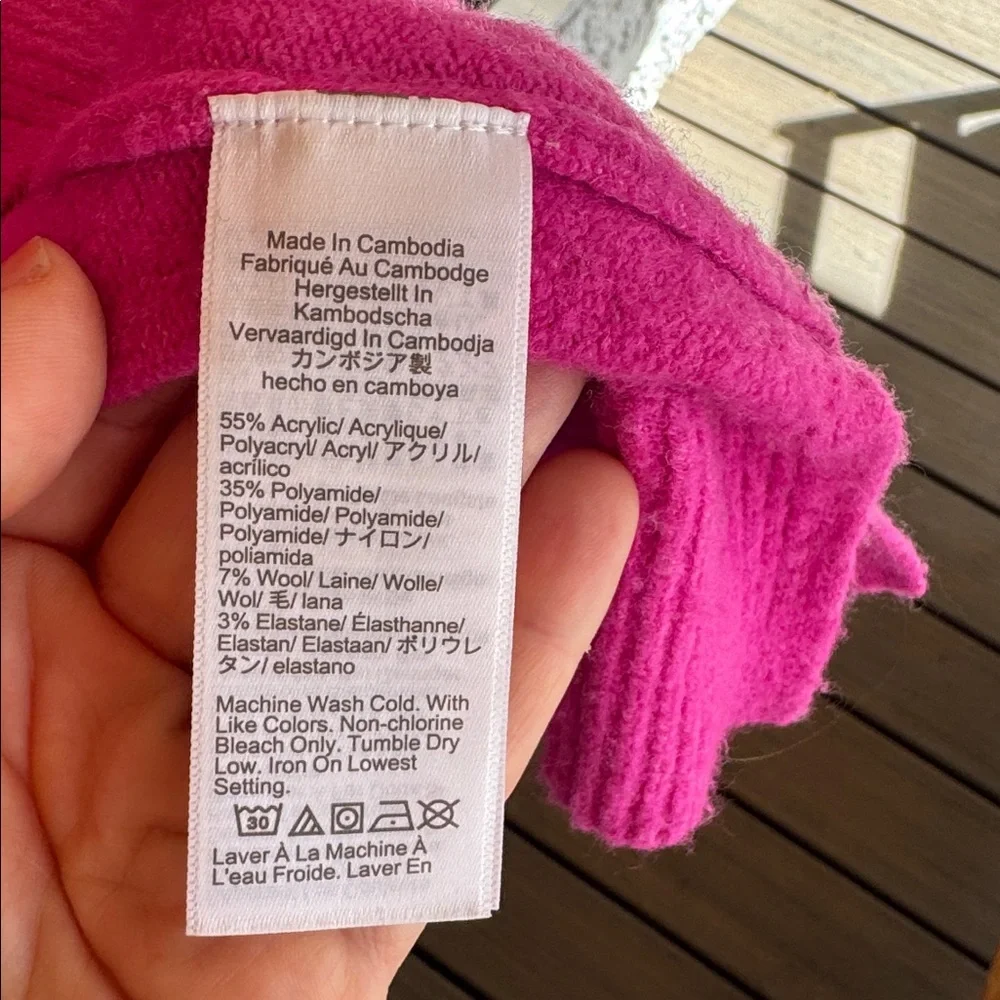 J. Crew Vibrant Pink Sweater in Extra-Soft Yarn, sz smal